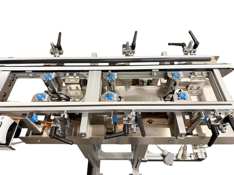 Load image into Gallery viewer, mk DGF-P 2001 Double Belt Conveyor w/ Pneumatic Stops & Sensors, Zahoransky