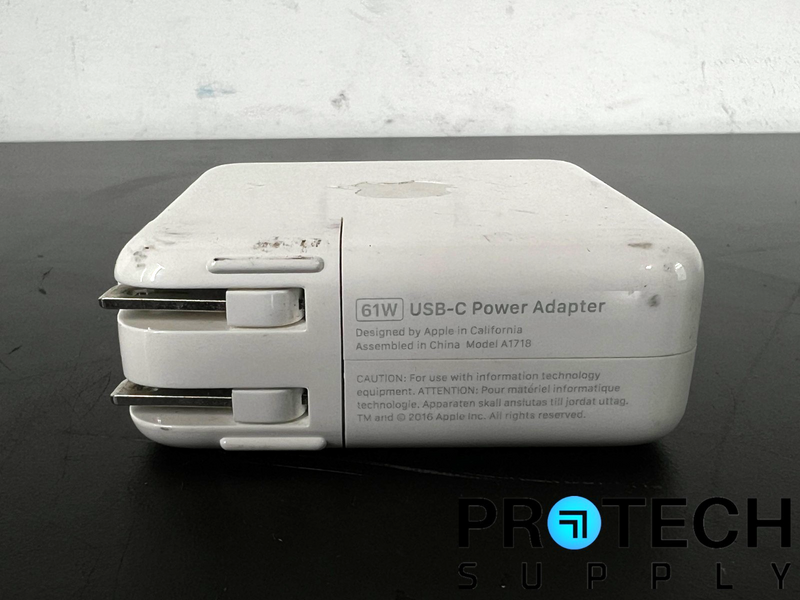 Load image into Gallery viewer, Lot of Apple AirPort Express Base Station / UBS-C Adapter / MagSafe 2 Adapter