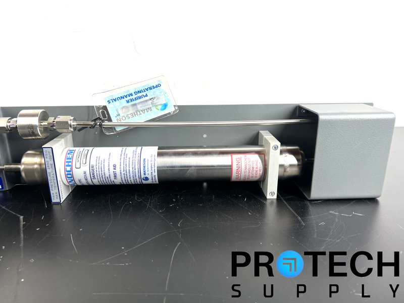 Load image into Gallery viewer, Matheson S1060-0242-001 Nitrogen Gas Purification System NEW with WARRANTY