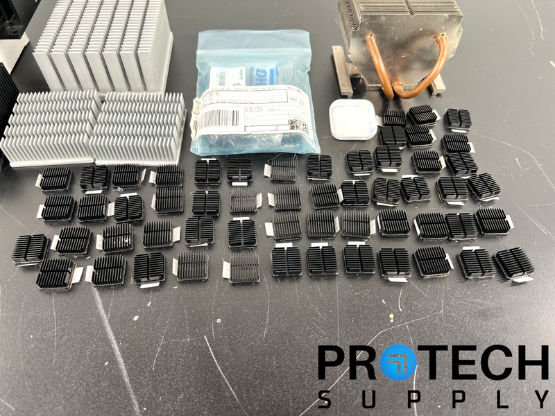 Load image into Gallery viewer, Lot of Miscellaneous Heatsinks