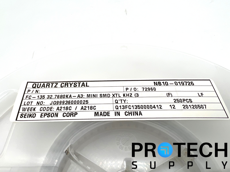 Load image into Gallery viewer, (500/Pk) Epson FC-135R 32.7680KA-A3 Crystal 32.768kHz 70kOhms 20ppm w/ WARRANTY