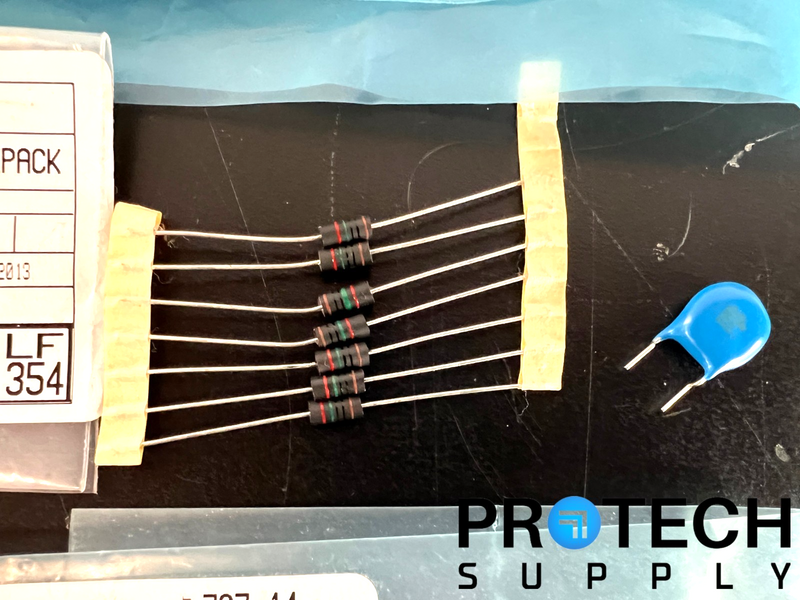 Load image into Gallery viewer, (Lot of Misc.) Ceramic Capacitors / Aluminum Capacitors / Resistors etc.