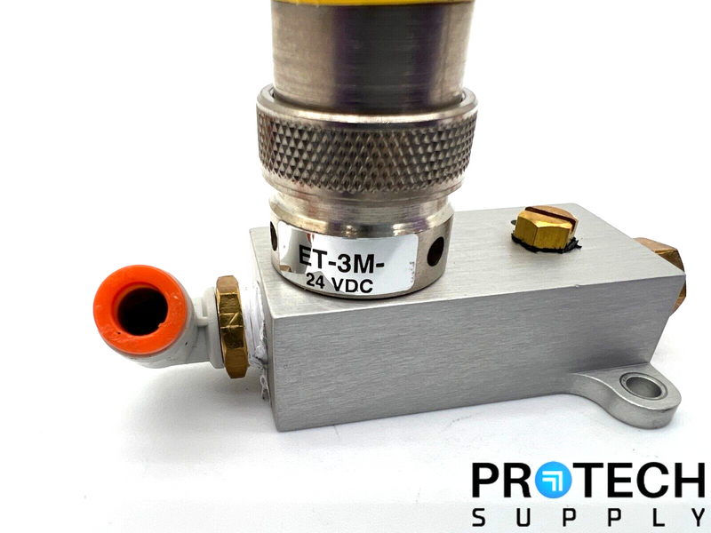 Load image into Gallery viewer, Clippard ET-3M Solenoid Valve 4-Pin with WARRANTY