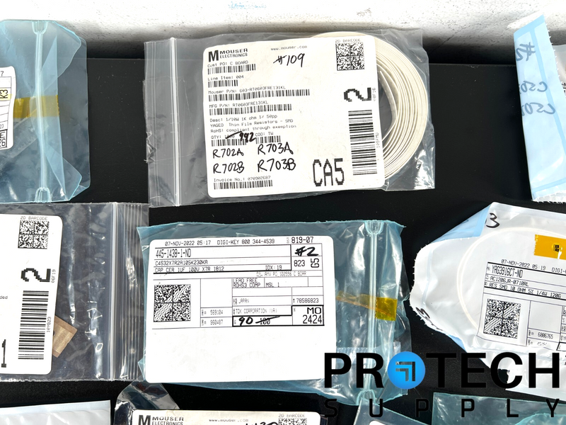 Load image into Gallery viewer, Lot of Misc Passive/Active Parts Capacitor/Resistor/Regulator/Transistor/Chip