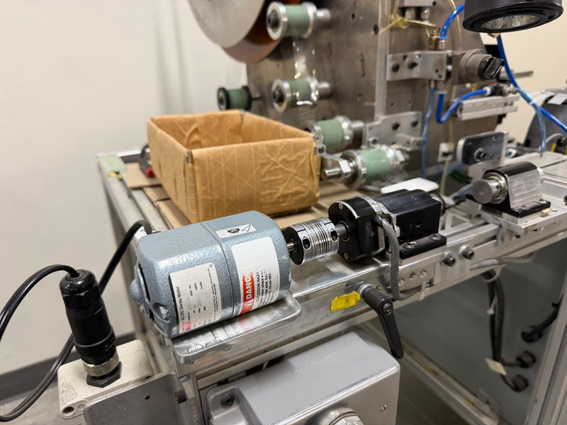 Load image into Gallery viewer, No Fog Winding Machine Leeson C4T34DC1 Motor + KNOKOO RT-3700