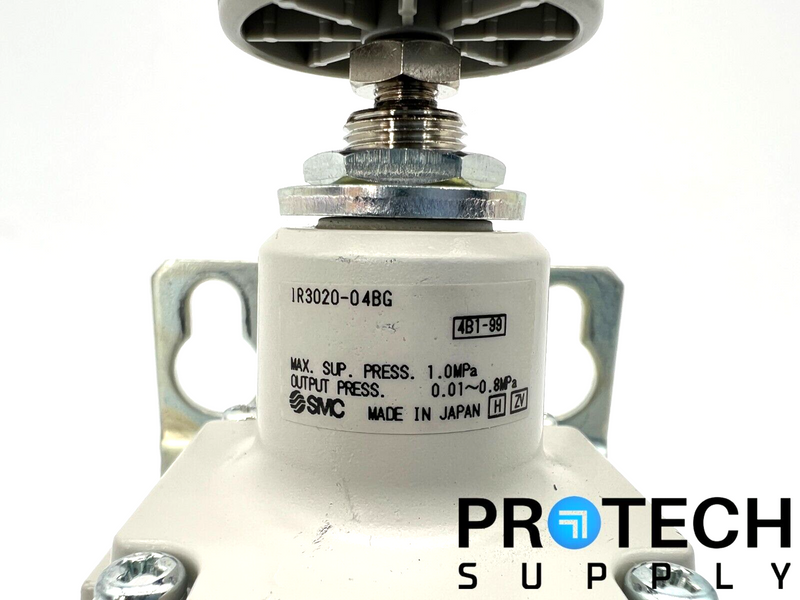 Load image into Gallery viewer, SMC IR3020-04BG Precision Modular Regulator 0.01 ~ 0.8 MPa with WARRANTY