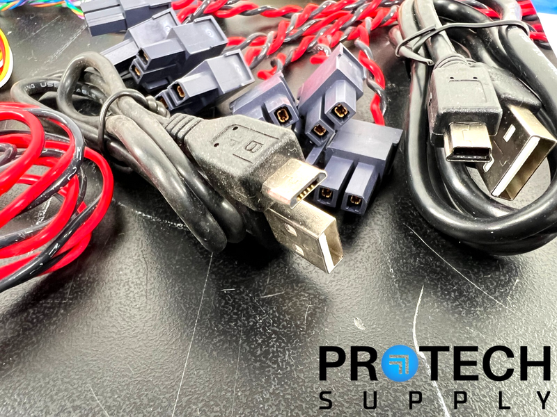 Load image into Gallery viewer, Lot of Miscellaneous Cables