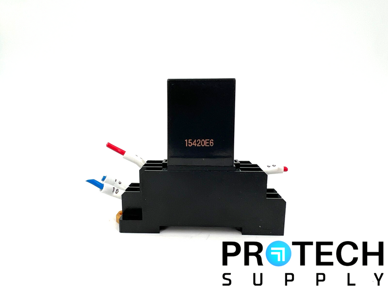 Load image into Gallery viewer, Omron PYF08A Powered Isolator + G3F-203S Solid Relay with WARRANTY