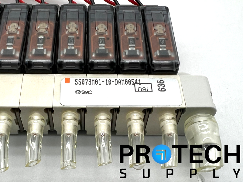 Load image into Gallery viewer, SMC SS073M01-10-DAM00541 Solenoid Valve Manifold Array with WARRANTY