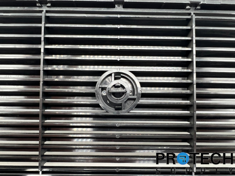 Load image into Gallery viewer, Dell 520-05842-01 EBM 96V Rack Bezel Cover