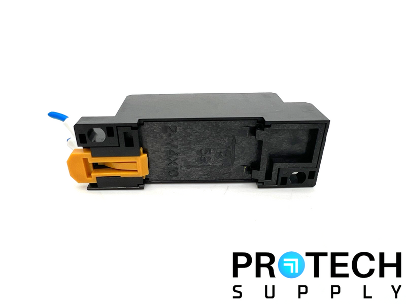 Load image into Gallery viewer, Omron PYF08A Powered Isolator + G3F-203S Solid Relay with WARRANTY