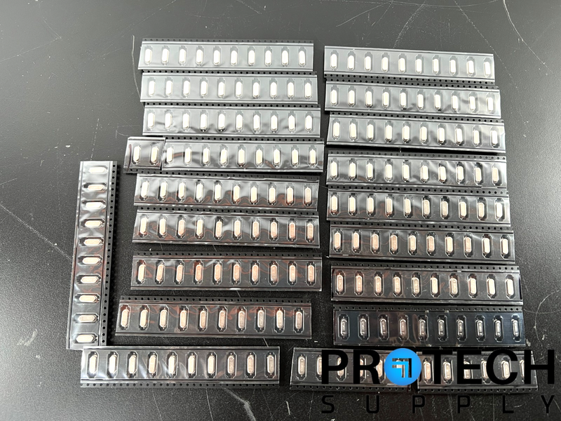 Load image into Gallery viewer, (194/Pk) Microchip VXB1-1B4-25M0010000 Crystal Resonator with WARRANTY