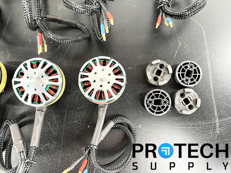 Load image into Gallery viewer, Lot of Yuneec YUNM4910 KV380 Motors & Arm for Tornado H920 Drone