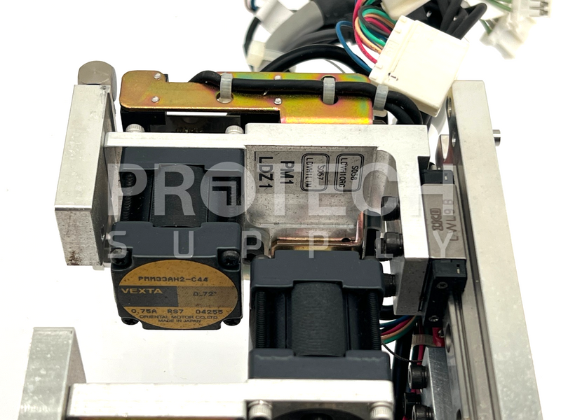 Load image into Gallery viewer, Lot of Vexta PMM33AH2-C44 Stepper Motor Clamp Assembly