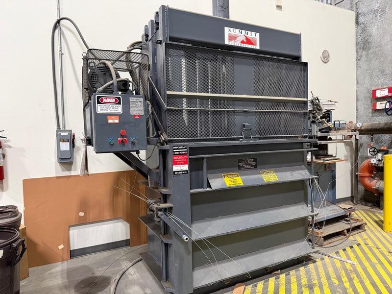 Load image into Gallery viewer, Summit Equipment V6-60HD/2 Vertical Downstroke Baler