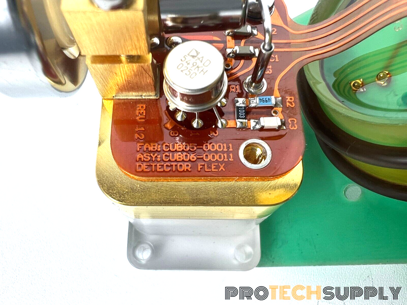 Load image into Gallery viewer, Varian CUB05-00009 Rev. 13 Detector PCB w/ Detector Feedthru Flex PCB w WARRANTY
