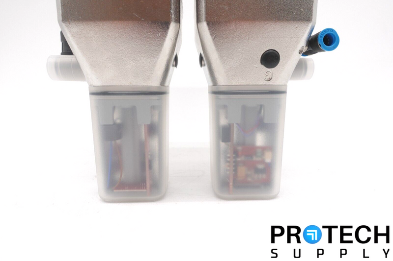 Load image into Gallery viewer, GEMU 9651 10D Twin Diaphragm Valve AX67B2 w/ M600 Valve Head with WARRANTY