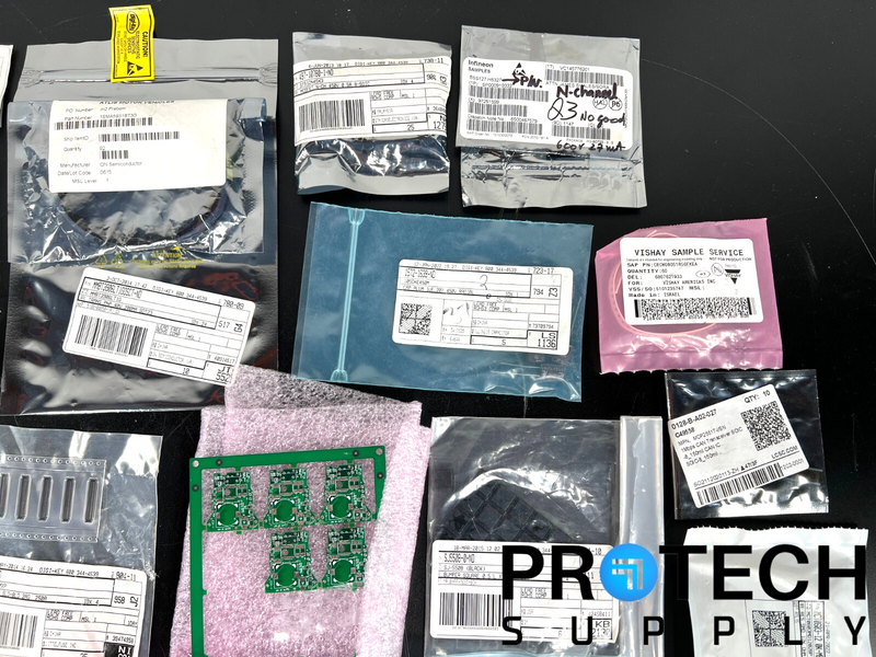Load image into Gallery viewer, Lot of Miscellaneous Capacitor/Resistor/Regulator/Transistor/Chip