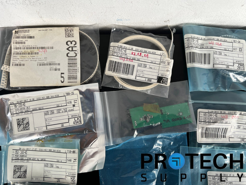 Load image into Gallery viewer, (Lot of Misc) Capacitors / Resistors / Fuse / Crystal