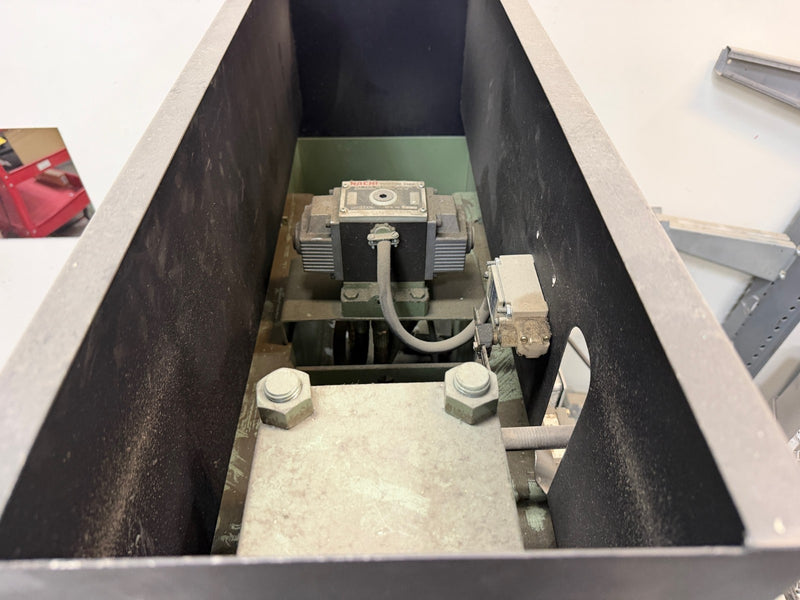Load image into Gallery viewer, Metal Muncher GB-40SP Hydraulic Punch Press 40 Ton