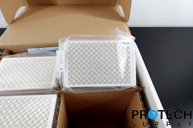 Load image into Gallery viewer, Box of 30 Greiner Bio-One 655074 Microplate 96 Well White NEW