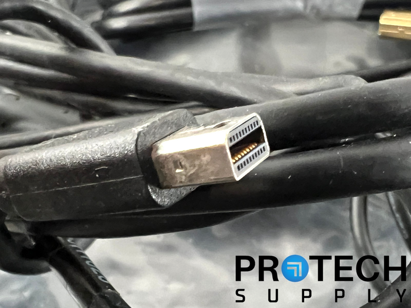 Load image into Gallery viewer, Lot of Misc USB / USB-C / USB-Mini Cables Adapters