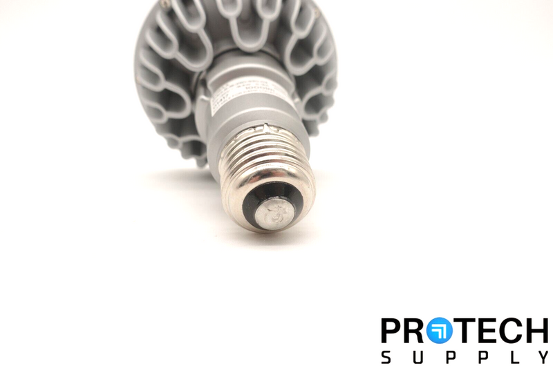Load image into Gallery viewer, Soraa VIVID PAR30L Light Bulb 3000K 18.5W SP30LB-18-25D-930-03 NEW with WARRANTY