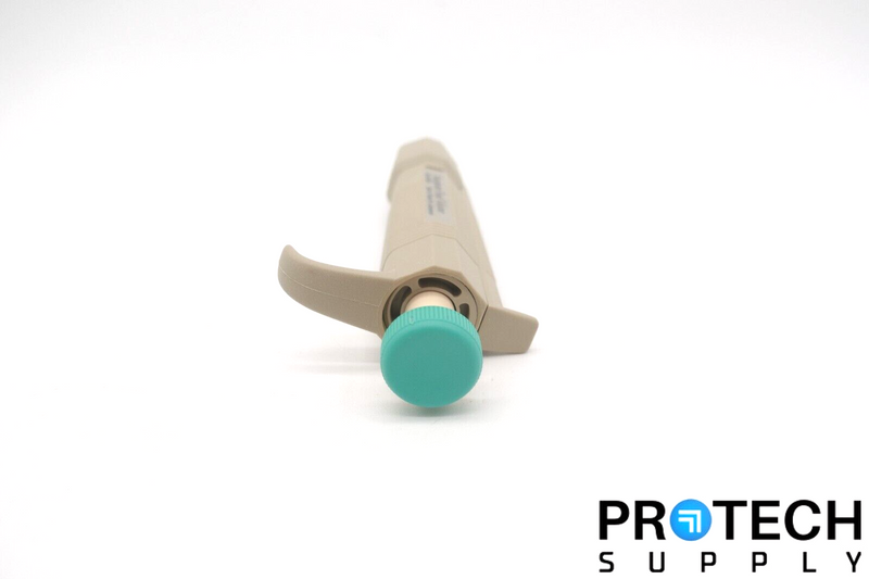 Load image into Gallery viewer, Labsystems FinnPipette / 3.0 ml Fixed / Single Channel Pipette NEW & WARRANTY