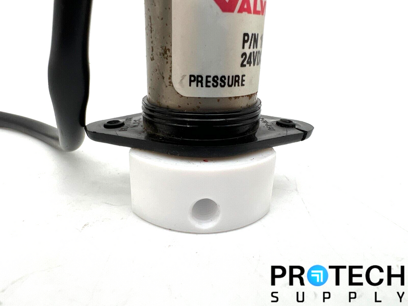 Load image into Gallery viewer, WRONG PN IN TITLE Bio-Chem Solenoid Isolation Valve 100T2-S180 with WARRANTY