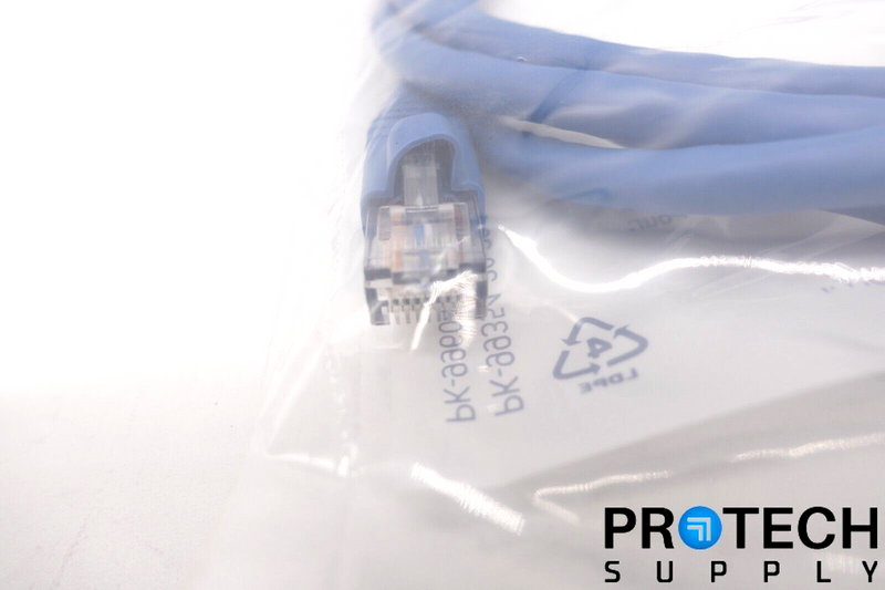 Load image into Gallery viewer, Leviton Extreme Cat 6 Ethernet Patch Cord Cable 7Ft. NEW with WARRANTY