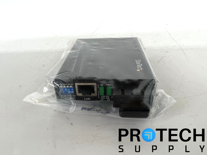Load image into Gallery viewer, StarTech MCM110SC2P 10/100 MM Fiber to Ethernet Media Converter NEW w/ WARRANTY