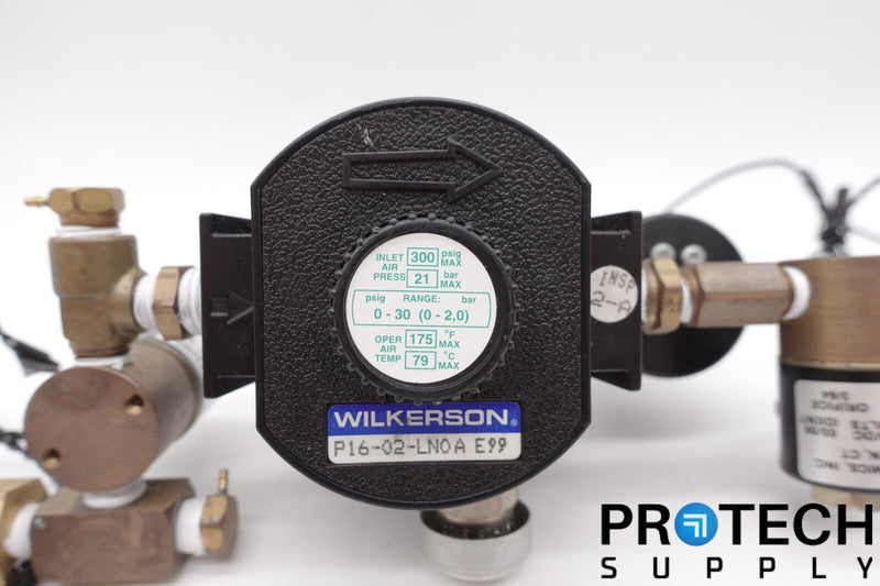 Load image into Gallery viewer, Wilkerson P16-02-LN0 Compressed Air Regulator assembly with WARRANTY