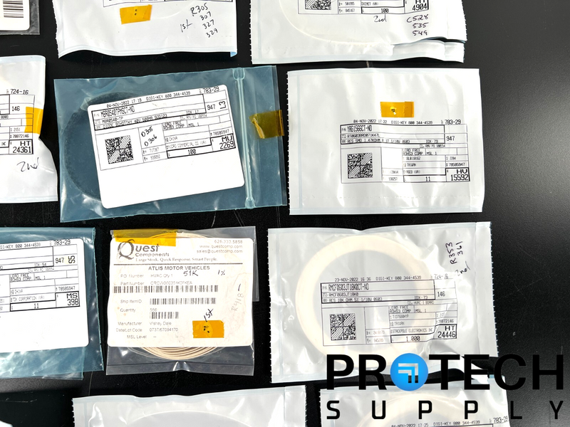 Load image into Gallery viewer, Lot of Misc Passive/Active Parts Capacitor/Resistor/Regulator/Transistor/Chip