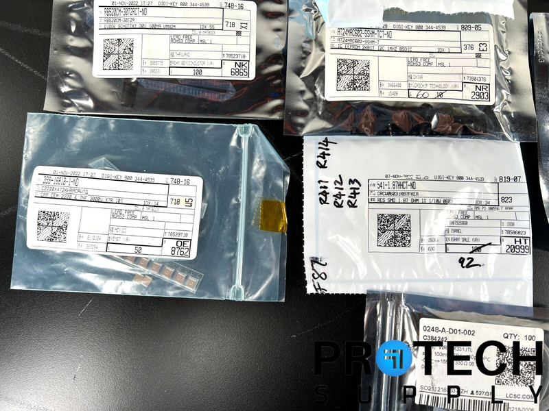 Load image into Gallery viewer, Lot of Misc Passive/Active Parts Capacitor/Resistor/Regulator/Transistor/Chip