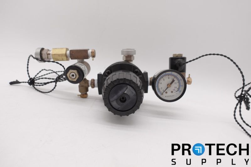 Load image into Gallery viewer, Wilkerson P16-02-LN0 Compressed Air Regulator assembly with WARRANTY