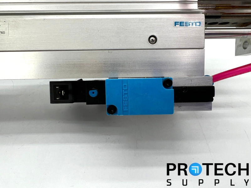 Load image into Gallery viewer, Assy Festo 544002 Mini Slide + Semi-Rotary Drive + Vacuum Generator + Solenoid