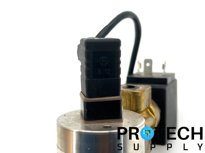 Load image into Gallery viewer, Envec 121B26TE70000 Pressure Transducer Assy from Genevac EZ-2 with WARRANTY