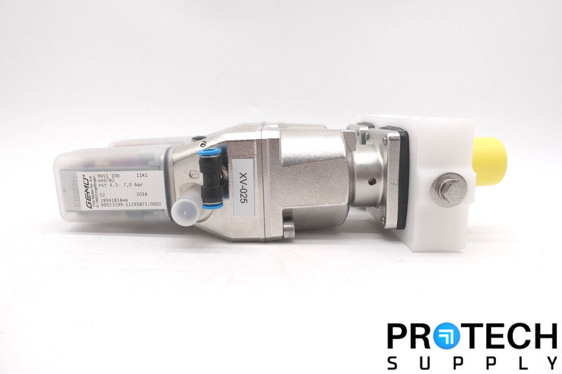 Load image into Gallery viewer, GEMU 9651 10D Twin Diaphragm Valve AX67B2 w/ M600 Valve Head with WARRANTY