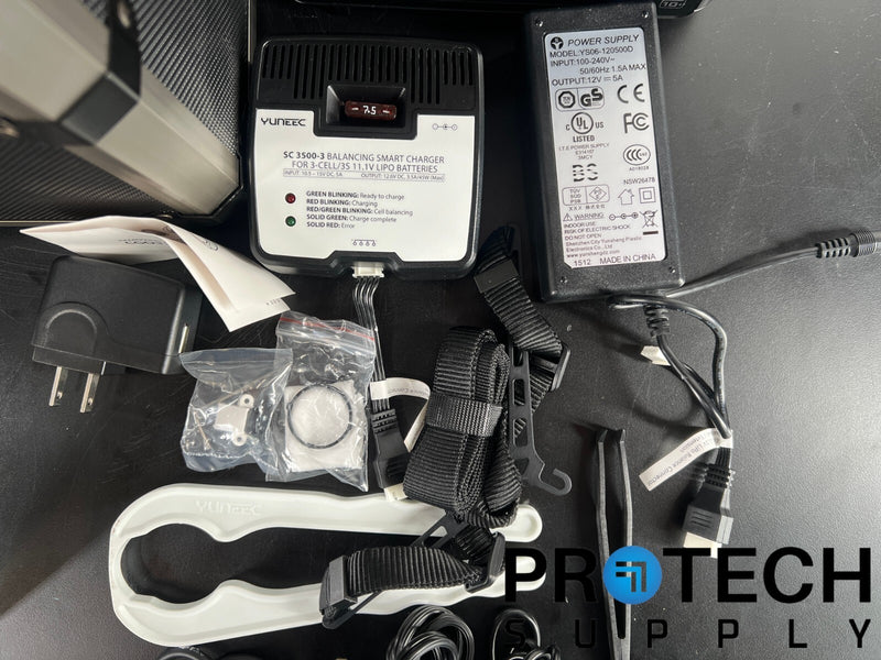 Load image into Gallery viewer, Yuneec Typhoon Q500 4K Quadcopter Drone with WARRANTY