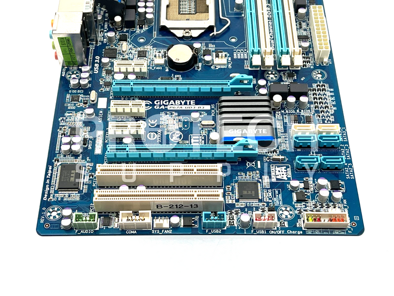 Load image into Gallery viewer, Lot of Misc PC Components Graphics Card / Memory Ram / Motherboard