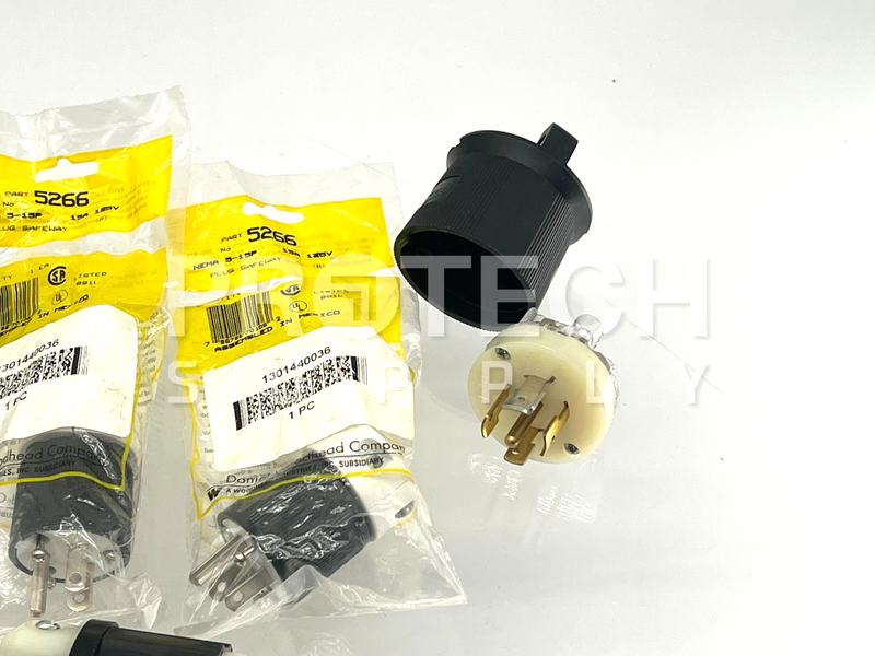 Load image into Gallery viewer, (Lot of 5) Misc Straight Blade Plug & Lock Plug Woodhead / Hubbell / Leviton