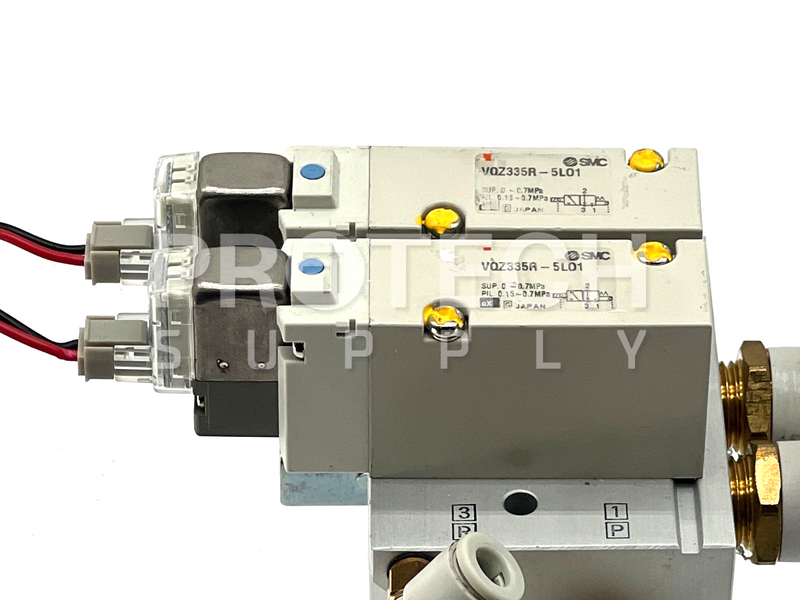 Load image into Gallery viewer, (Assy of 2) SMC VQZ335R-5L01 Solenoid Valve 0.1 - 0.7MPa GUARANTEED