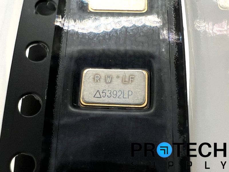 Load image into Gallery viewer, (2000/Pk) Rakon E5392LF Oscillator 26MHz NEW with WARRANTY