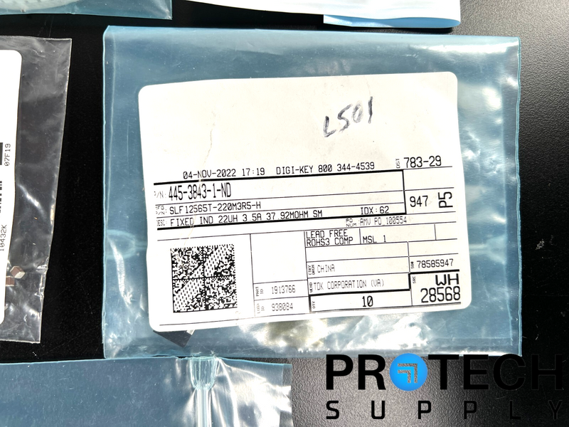 Load image into Gallery viewer, Lot of Misc Passive/Active Parts Capacitor/Resistor/Regulator/Transistor/Chip