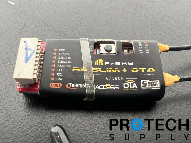 Load image into Gallery viewer, Lot of FrSky R9 Slim+ OTA Receiver Long Range Dual T Antenna / Sensor