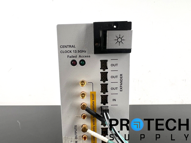 Load image into Gallery viewer, Agilent E4809A-CFG001 Central Clock VXI C-Size 13.5 GHz with WARRANTY