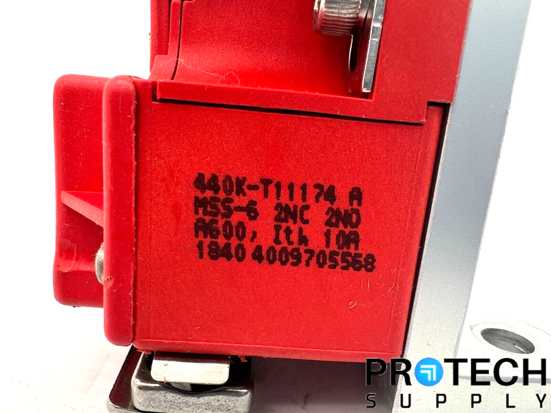 Load image into Gallery viewer, Allen-Bradley Safety Switch 440K-T11207 with WARRANTY