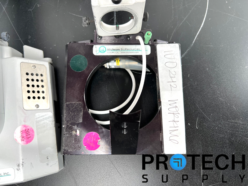 Load image into Gallery viewer, Lot of AB Sciex Thermo TSQ Ion Sourse Newport MT / Lemo FFR.IS Conn for PARTS