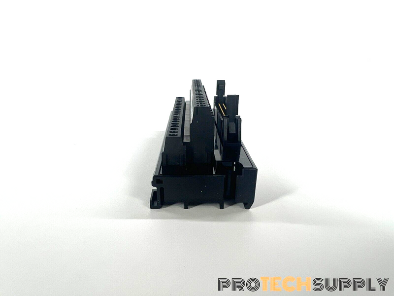 Load image into Gallery viewer, Keyence XC-T40E1 40-Electrode European Converter Terminal Block NEW w/ WARRANTY