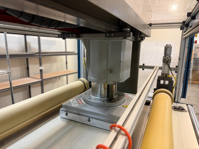 Load image into Gallery viewer, Associated Pacific THNC-2070N Traveling Head Hydraulic Cutting Press